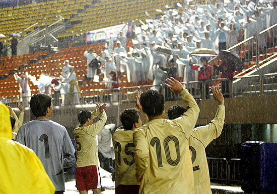 경기가 북측의 승리로 마무리 된 가운데, 