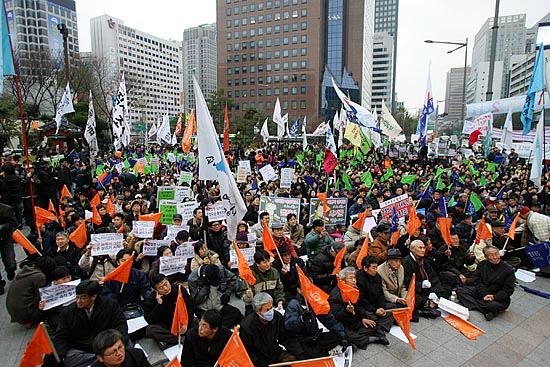 이날 집회에는 한국진보연대 소속 단체회원 1500여명이 참석한 가운데 진행됐다. [사진-통일뉴스 김주영 기자]