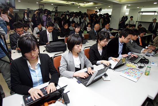 이날 기자회견에 대한 높은 관심으로 평소보다 많은 기자들이 몰렸다.[사진-통일뉴스 조성봉 기자]
