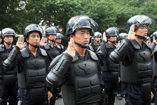 경찰관 기동대는 시위대와 직접 부딪히게 되는 집회시위 등 치안현장 최일선에 배치될 예정이다.[사진-통일뉴스 조성봉 기자]