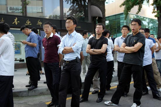 이날 조계사 주변에 배치된 사복경찰들.[사진-통일뉴스 조성봉 기자]