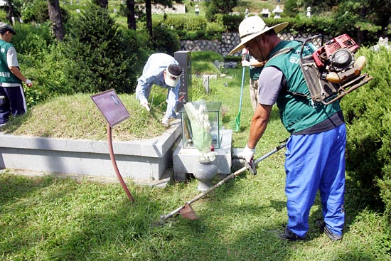 더운 날씨 속에서도 참가자들은 행사에 적극 참여했다.[사진-통일뉴스 조성봉 기자]