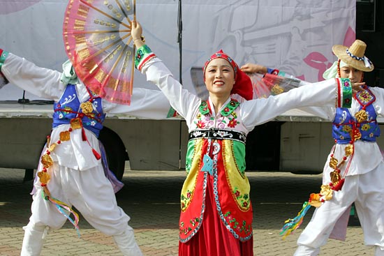 다채로운 문화공연행사도 진행됐다.[사진-통일뉴스 조성봉 기자]