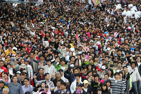 이날 각 부문 3천여 명의 참가자들은 