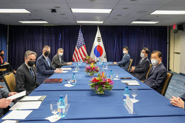 정의용 외교부장관은 12일(현지시간) 미국 호놀룰루에서 토니 블링컨 미 국무장관과 회담을 가졌다. [사진제공 - 외교부]