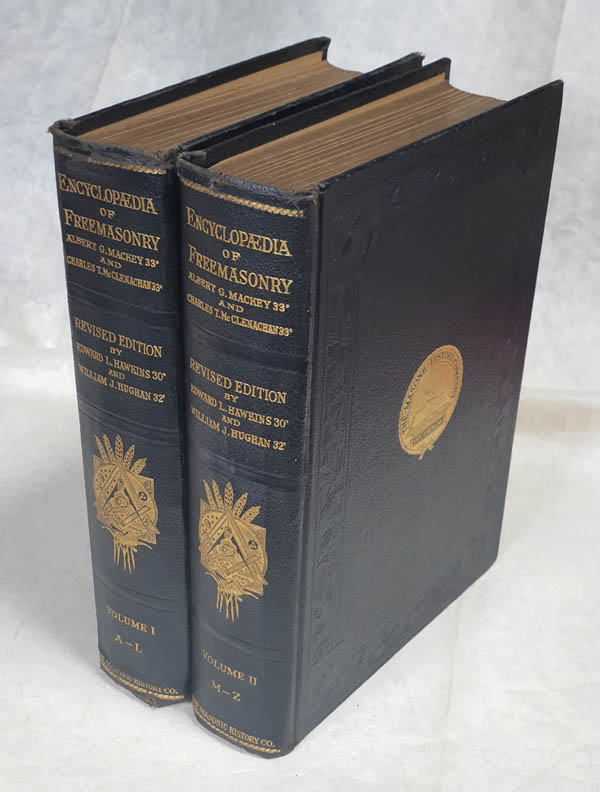 『An Encyclopaedia of Freemasonry(프리메이슨단 백과사전)』, 2책, 1921년, The Masonic History Company, New York and London. 크기 : 19×26.7cm. 필자 소장. [사진제공 - 이양재]