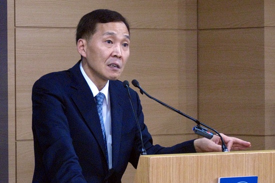 김기웅 통일부 차관 내정자. 사진은 지난 2013년 9월 11일 오전 서울 광화문 정부서울청사에서 개성공단 남북공동위원회 공동위원장단 회의결과를 설명하는 모습. [통일뉴스 자료사진]