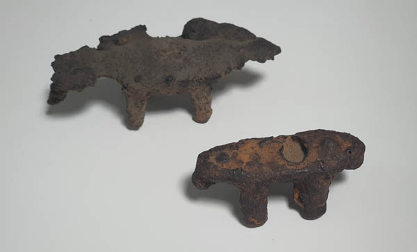 『말 모양』, 무쇠, 삼국시대말(고구려?), 출토품. 1980년대 후반에 골동품상 ‘정승당’에서 매입하였다. 필자 소장품. [사진 제공 - 이양재]