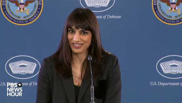 3일 브리핑하는 사브리나 싱 미 국방부 부대변인. [사진 갈무리-PBS 유튜브]