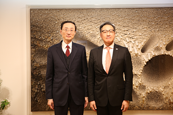 쑨웨이둥 중국 외교부 부부장(왼쪽)과 정재호 주중 한국대사. [사진출처-주중 한국대사관]