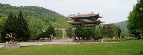 북한 인민이 즐겨 찾는 평양의 명소는?
