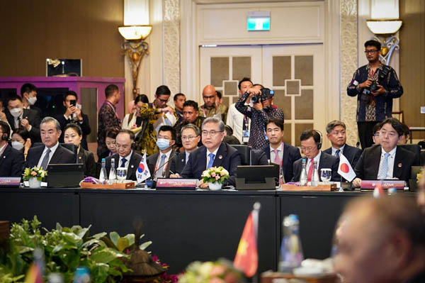 박진 장관은 13일 오후 자카르타에서 개최된 제24차 아세안+3(한중일) 외교장관회의에 참석했다. [사진 제공 - 외교부]