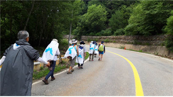 [사진 제공 - DMZ 국제평화대행진단]
