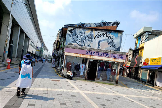 추모의 날을 맞아서 다시 한번 역사에 귀를 기울이는 시간을 가졌다. [사진 - DMZ 국제평화행진단]