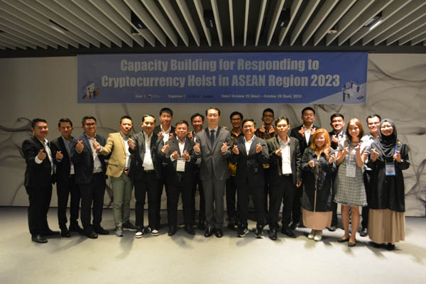 한편, 김건 외교부 한반도평화교섭본부장은 26일 연수 현장을 방문해 참석자들을 격려하고 우리 정부의 입장을 설명했다. [사진 제공 - 외교부]