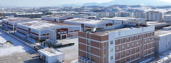 북한에서 새로 건설된 지하자원 개발에 이바지할 탐사설비생산기지인 은산탐사기계공장 전경. [사진-노동신문 갈무리]