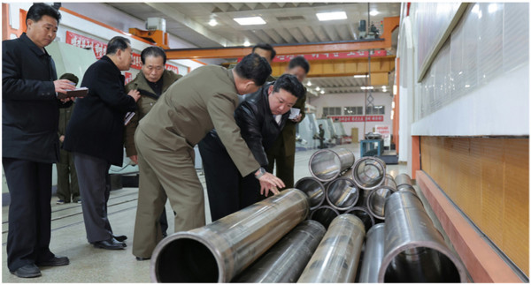 김 위원장은 중요 군수공장을 현지지도하면서 국방현대화와 생산능력 확대, 제2경제위원회 차원의 중요한 새로운 계획사업 착수 등을 지시했다. [사진-노동신문 갈무리]
