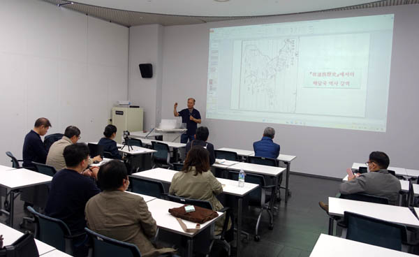 국학연구소의 이번 강좌는 오는 5월 2일부터 4박5일 동안 진행할 “흉노, 동호, 선비, 오환, 거란 등의 북방민족과 한국고대사의 관계 고찰을 위한 역사답사” 준비의 일환으로 진행됐다. [사진 - 통일뉴스 김치관 기자]