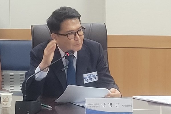 민주당 양주동두천연천을 지역위원회 남병근 지역위원장은 경찰 근무 당시 대북전단 살포를 막았던 기억을 회상했다. [사진제공-경기북부평화시민행동]