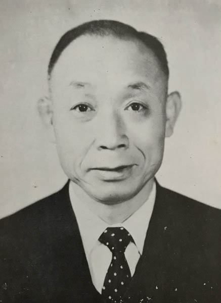 안재구 교수의 스승인 박정기 교수는 도호쿠제국대 수학과를 졸업하고 연세대, 서울대에서 수학을 가르치다 경북대 문리대 수학과가 창설될 때 주임교수로 부임했다. 한국 수학계를 대표하는 학자로 수많은 제자들을 길렀고, 경북대 수학과를 세계적인 수준으로 끌어올렸다. [사진 제공 – 안영민]