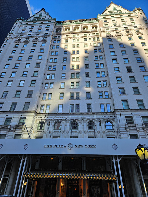 역사적인 1985년 플라자 합의 회의 장소, 플라자 호텔 [사진-임영태]