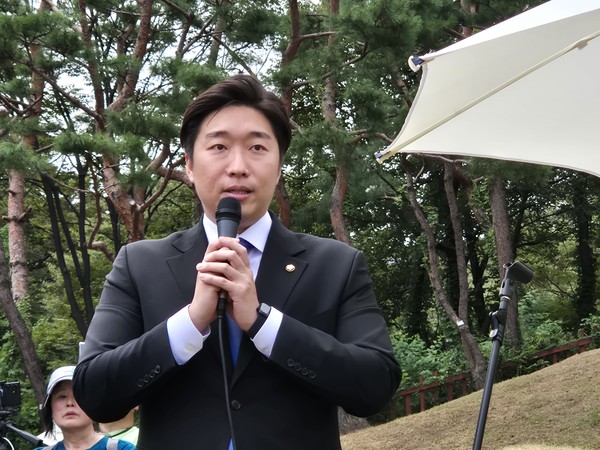 백범 김구 선생의 증손자인 김용만 국회의원 [사진-통일뉴스 이승현 기자]