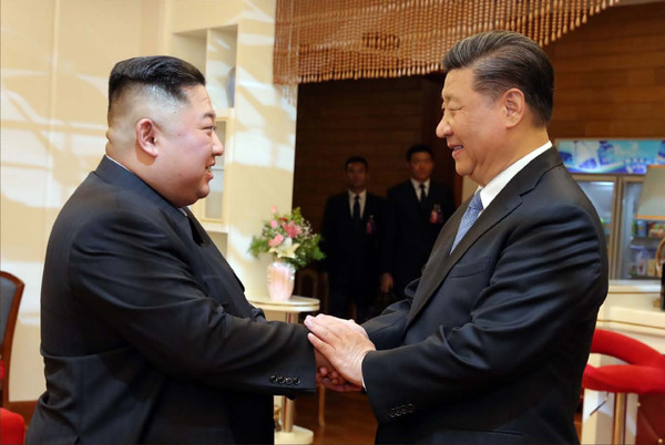 지난 2019년 6월 20~21일 평양방문 중 김정은 국무위원장과 시진핑 주석. [통일뉴스 자료사진]