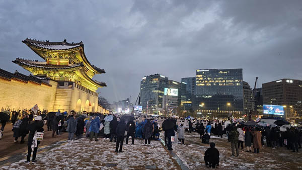 경복궁역 방향에서 바라본 광화문 전경. [사진 - 통일뉴스 하태한 통신원]