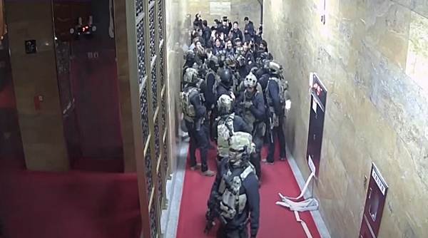 지난 3일 밤 계엄군의 국회 난입으로 많은 인적, 물적 피해가 발생했다. [사진-국회 사무처]