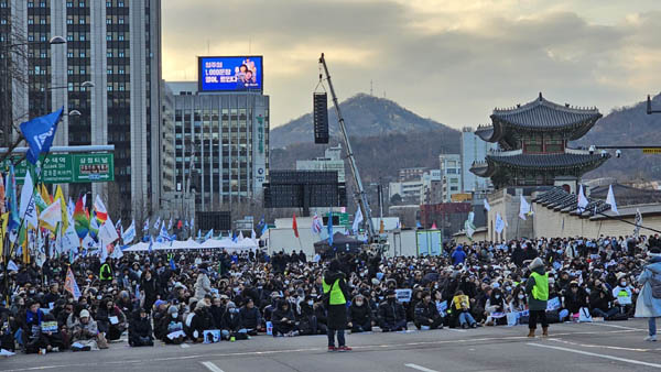 광화문은 이제 상징이 되었다. [사진 - 통일뉴스 하태한 통신원]