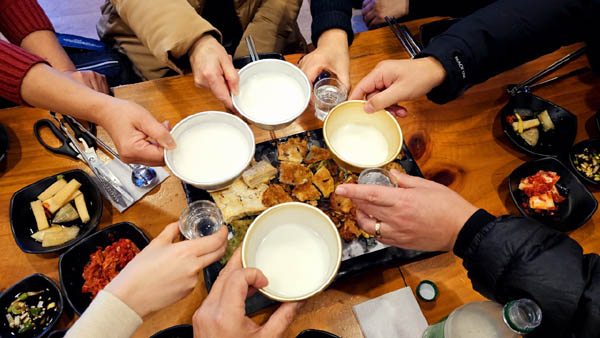 뒤풀이를 뒤로하고 촛불집회로... [사진 - 통일뉴스 하태한 통신원]