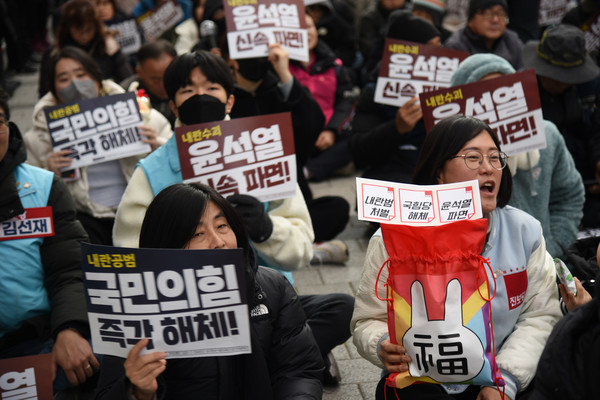 ‘윤석열 파면! 국민의힘 해체! 사회대개혁! 22차 대전시민대회’가 1월 25일 오후 4시, 은하수네거리에서 열렸다. [사진-통일뉴스 임재근 객원기자]