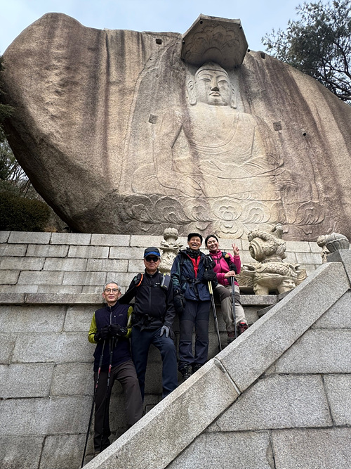 승가사 마애불상 석붕. [사진제공-통일뉴스백두대간종주대]