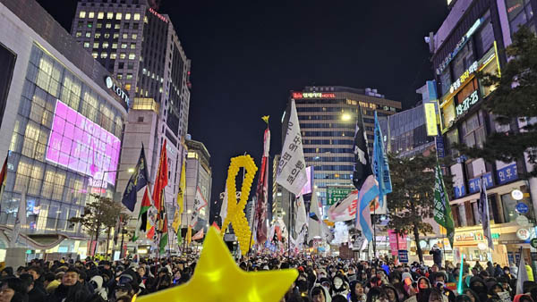 세월호 리본도 눈에 띄였다. [사진 - 통일뉴스 하태한 통신원]