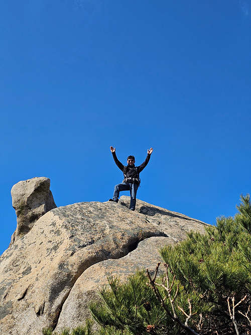 16구간 상장능선에서 전용정 대장 [사진제공-통일뉴스백두대간종주대]