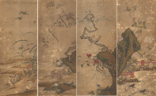 『화조도』 폭④. 폭③, 폭②, 폭①., 전 신잠, 각 110.6×45.7cm, 국립중앙박물관 소장. 작품의 실물을 볼 때 감각은 이 사진 상태와 전혀 다르다. 인터넷에서 내려받은 사진은 슬라이드 필름에서 디지털로 옮긴 것이므로 원 필름의 특성상 바탕색이 짙게 나오는 현상이 그대로 투영된다. [사진 제공 – 이양재]