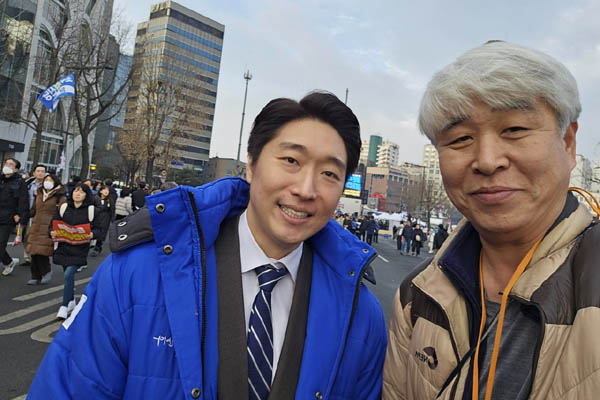 사회를 맡은 김구 손자 김용만 더불어민주당 의원. [사진 - 통일뉴스 하태한 통신원]