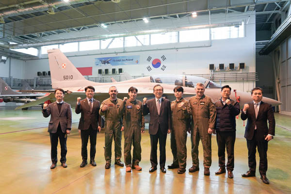 조태열 외교장관은 민스크 마조비에츠키에 위치한 공군 제23 전술비행단 기지를 방문했다. [사진 제공 - 외교부]