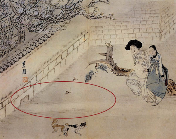 개구멍을 의도적으로 그렸다. 사람의 눈을 피해야 하지만 숱하게 드나 들면서 반질반질하게 길이 나있다. 개구멍은 부끄러운 욕망의 상징이자 심각과 긴장을 풀어주는 해학이다. [사진 제공 - 심규섭]