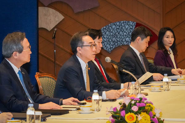 조태열 장관은 서해 문제와 독립운동 사적지 관리 문제를 중측에 제기했다. [사진 제공 - 외교부]