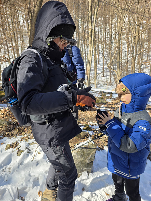 심주이 총무와 그 자제분 [사진제공-통일뉴스백두대간종주대]