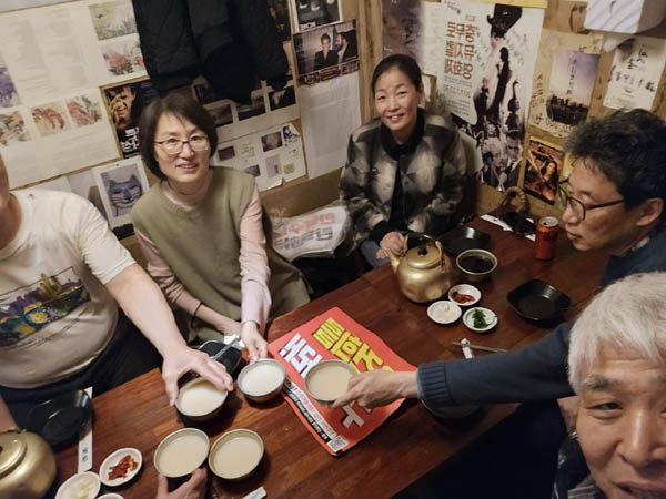 빠짐없이 만나는 고려대 친구들은 모범이다. [사진 - 통일뉴스 하태한 통신원]