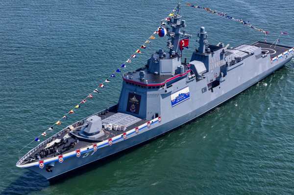 '최현'호 [사진-노동신문]