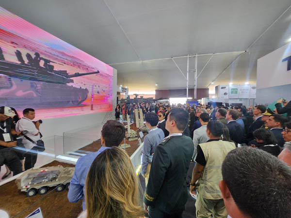 중남미 방산협력 사절단이 한-페루 방산협력 심포지엄을 진행하고 있다. [사진 제공 - 외교부]