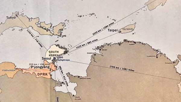 주한미군사령관이 공개한 '거꾸로 된 지도' [사진-SBS 갈무리]