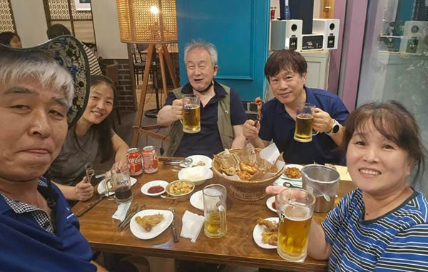 근 두달 만에 하는 무용담소였다. 더불어 민생회복 지원금으로 결제를 해서 더 뜻깊었다. [사진 - 통일뉴스 하태한 통신원]