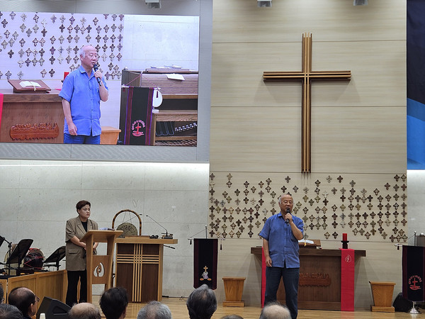 축사를 하고 있는 박석운 전국민중행동 상임공동대표. [사진-통일뉴스 이계환 기자]