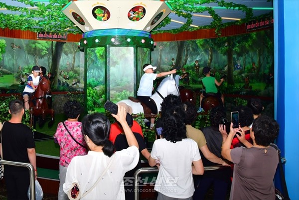 유희오락시설들도 갖추어져있다. [사진-조선신보 갈무리]