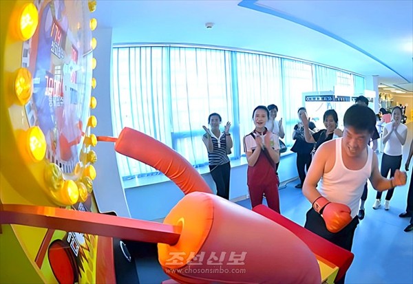 유희오락시설들도 갖추어져있다. [사진-조선신보 갈무리]