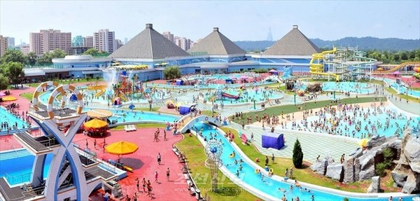 문수물놀이장. [사진-조선신보 갈무리]